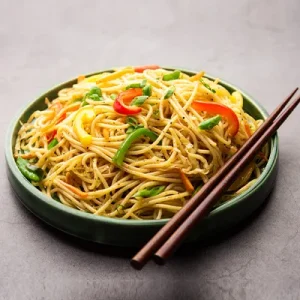 Veg hakka Noodles Schezwan